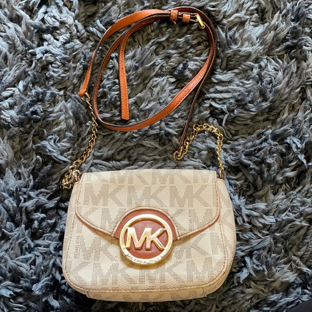 Michael Kors crossbody